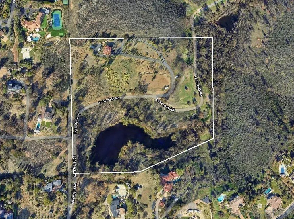 3485 Lone Jack Road, Encinitas