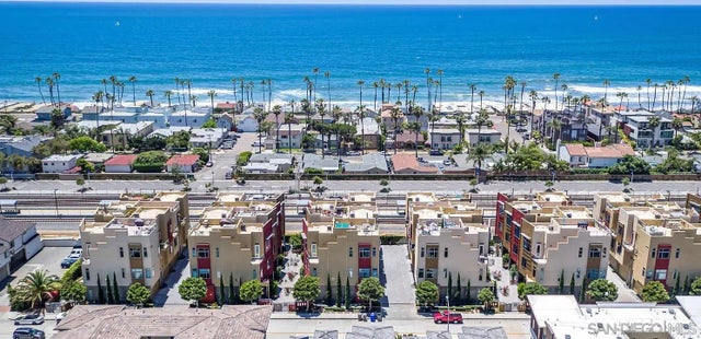 465 S Cleveland St 103, Oceanside