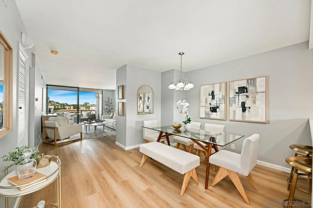 3130 Avenida De Portugal 302, POINT LOMA