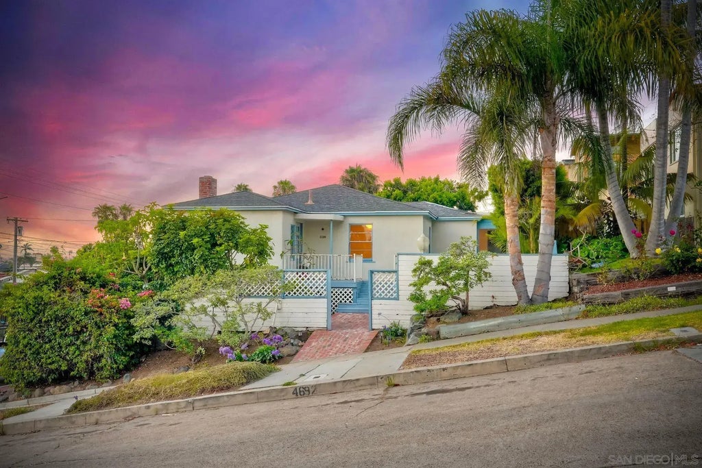 4692 Niagara Ave, POINT LOMA