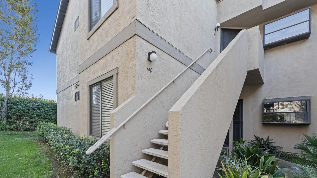 3633 Avocado Village Ct # 140, La Mesa