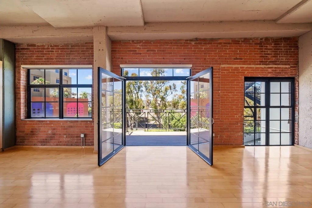 3940 7th Ave 206, HILLCREST