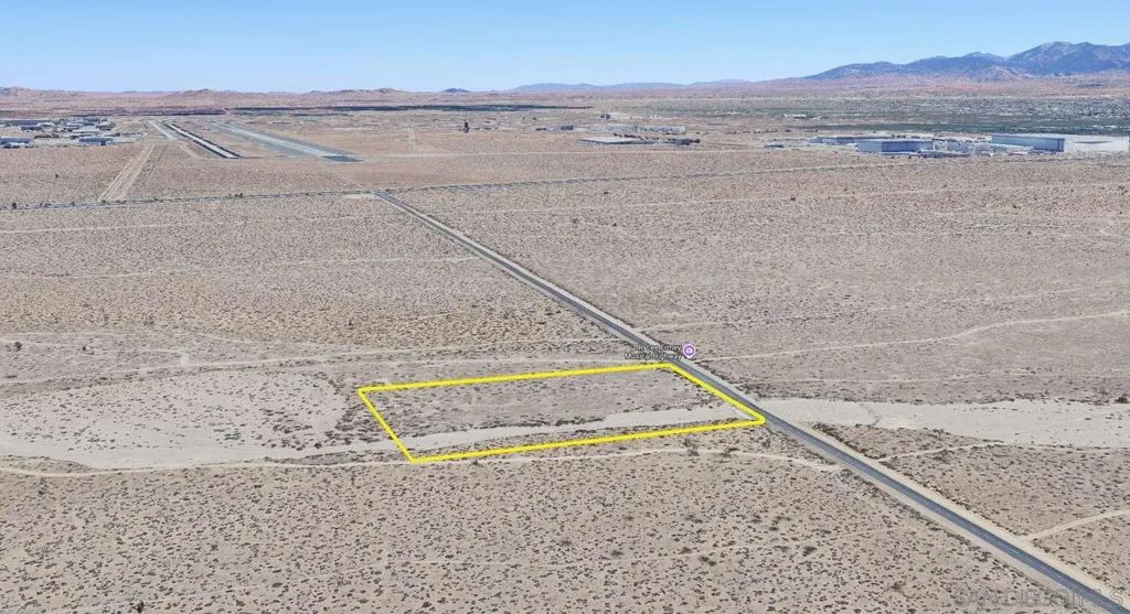 W Ave N 38, Palmdale