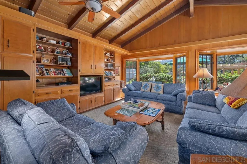 2321 Vallecitos, La Jolla