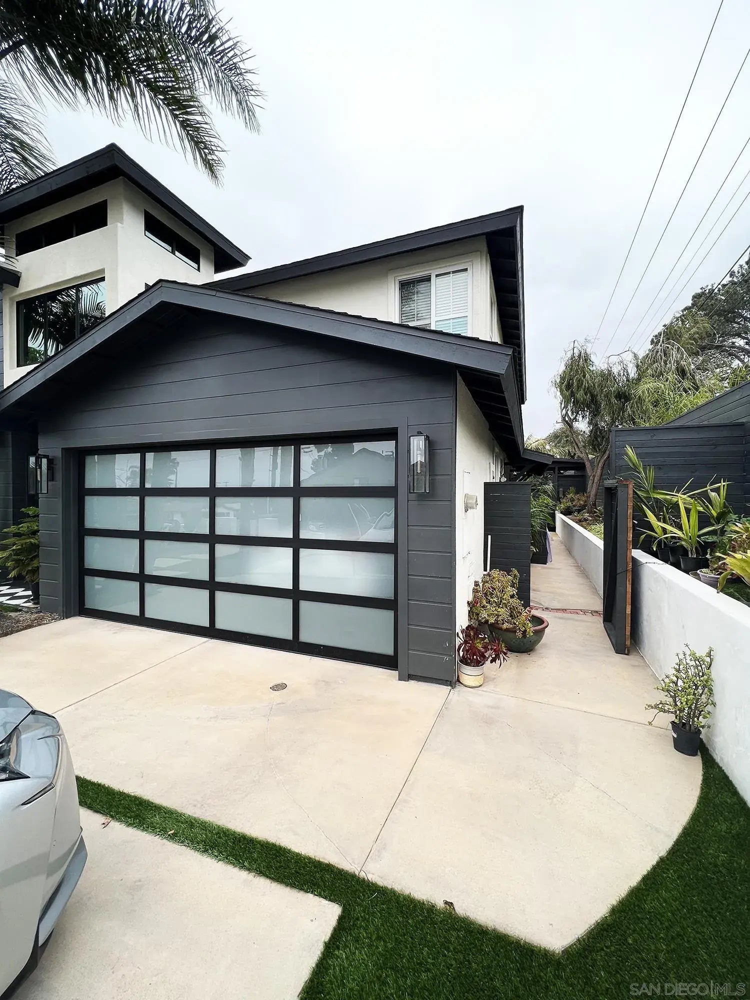 Photo of Listing #250043889