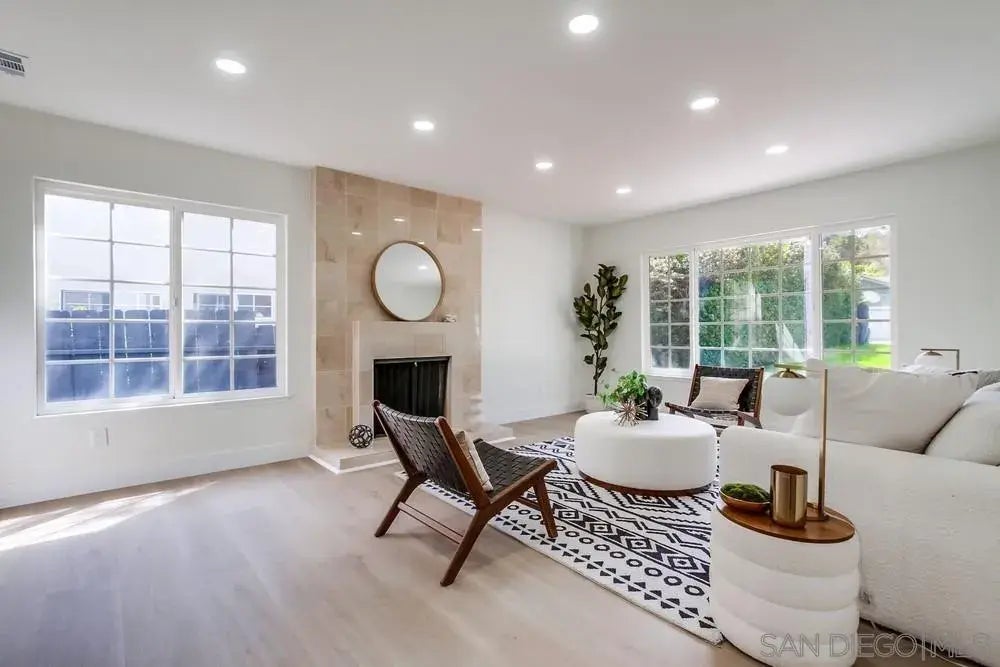 Photo of Listing #250044053