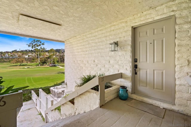 2544 Navarra Drive 17 17, Carlsbad