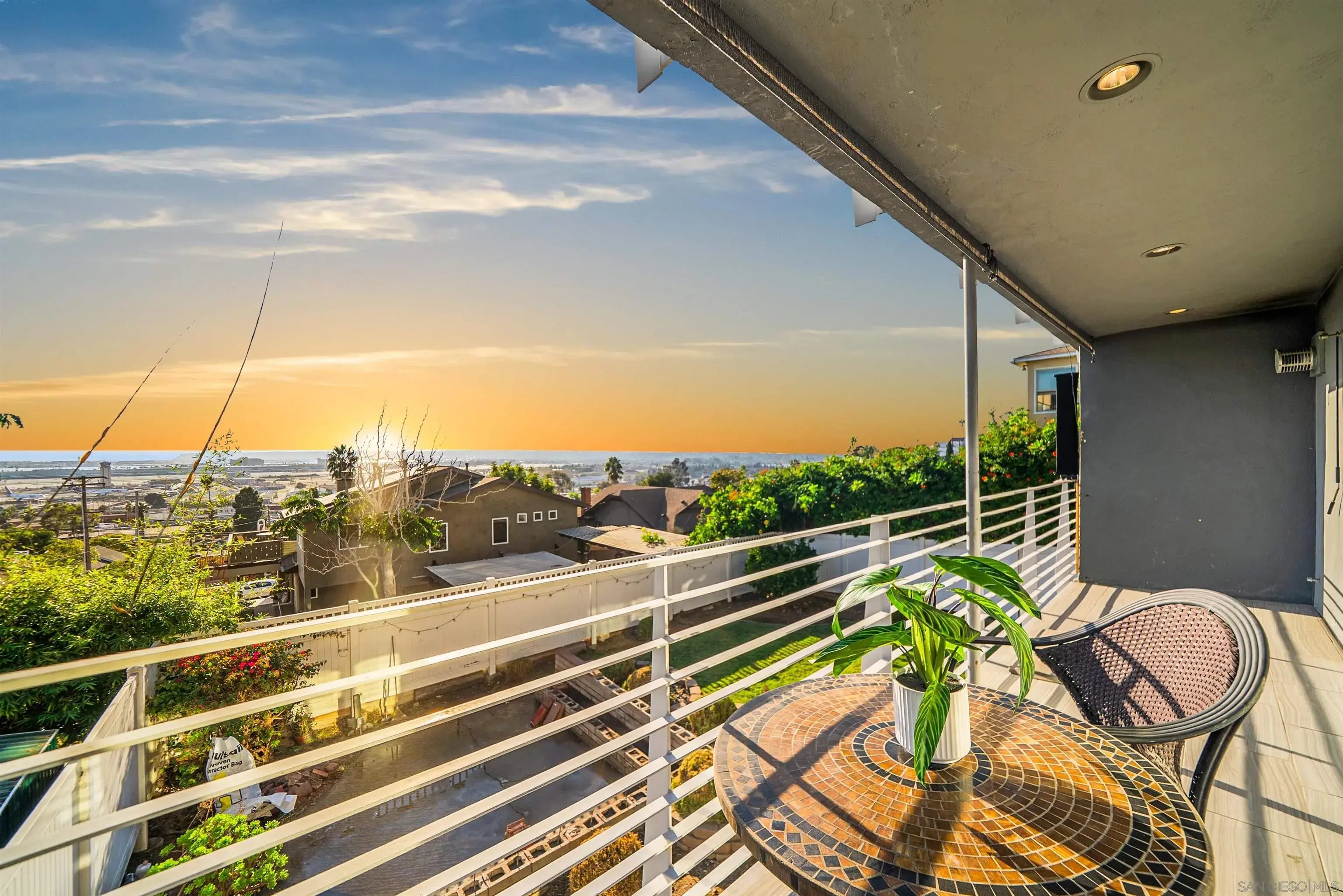 Photo of Listing #250044165