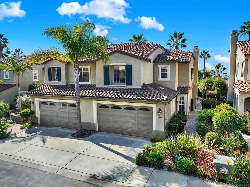 7435 Neptune Dr, Carlsbad