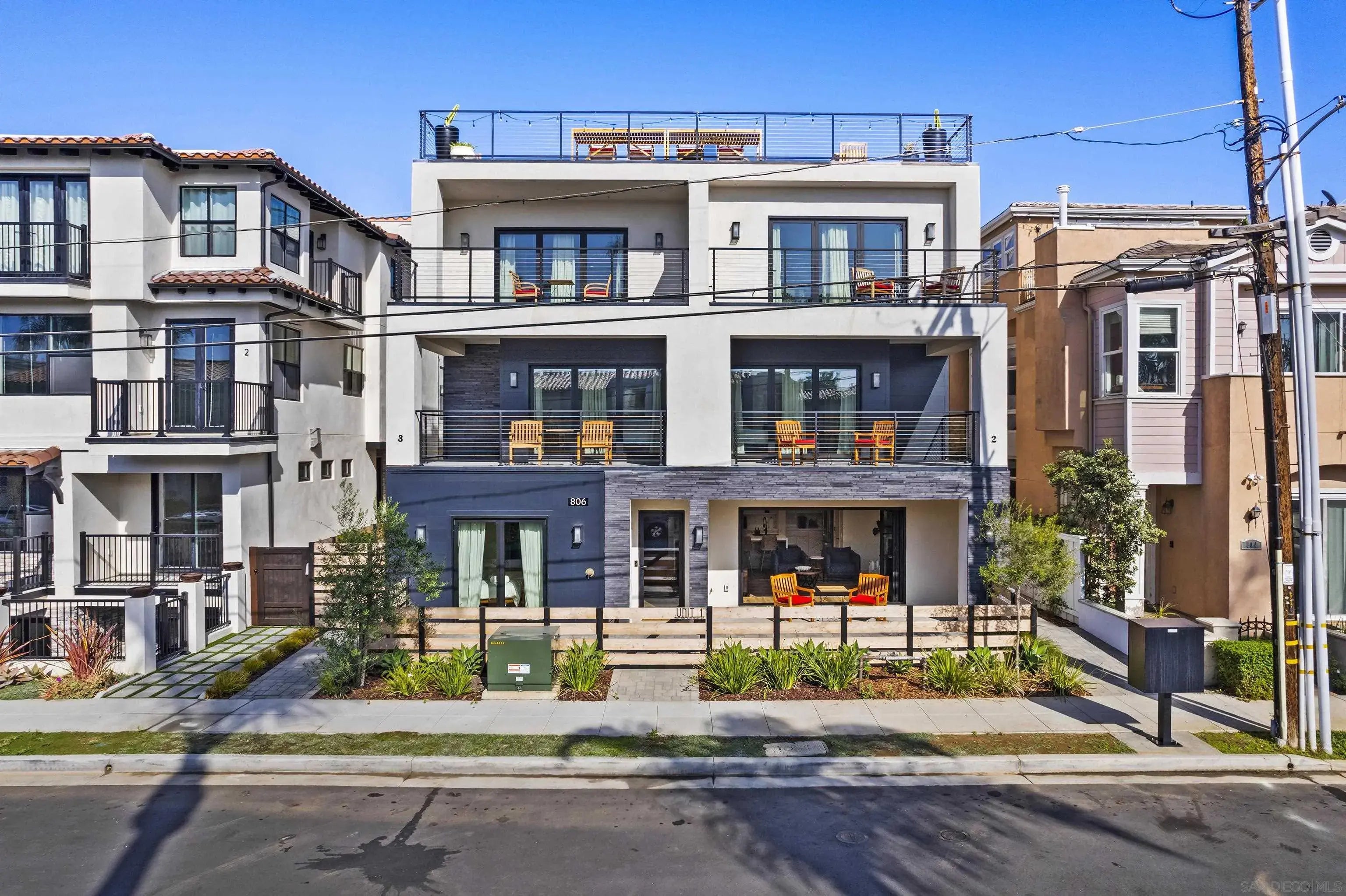 Photo of Listing #250044177