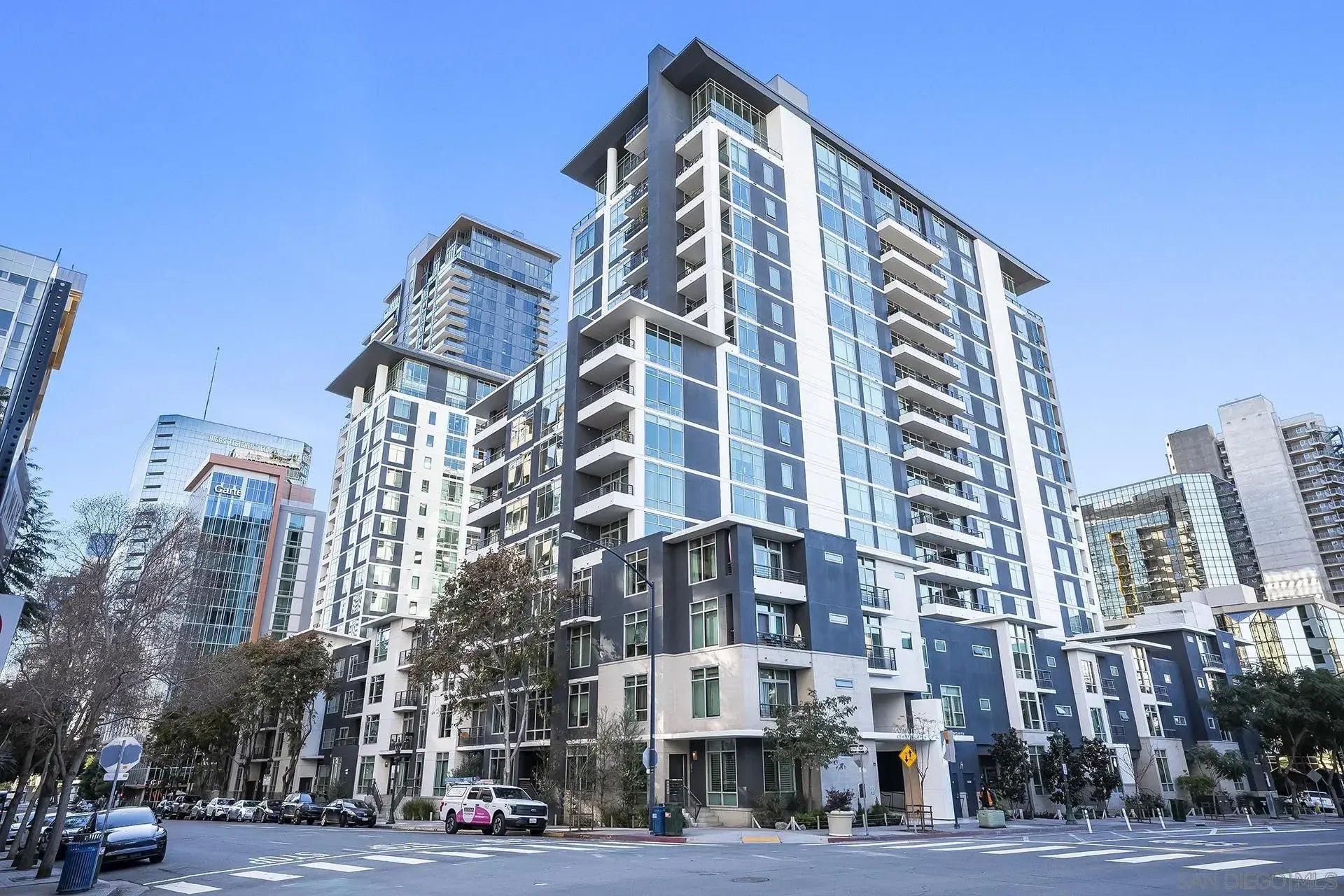 Photo of Listing #250044195