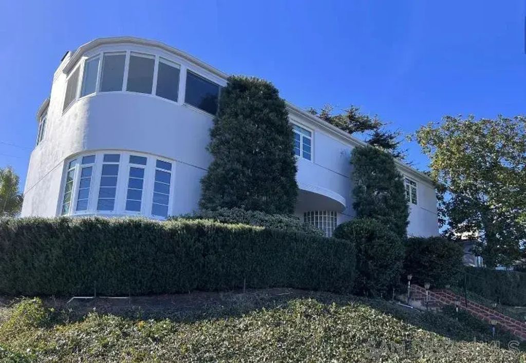 3311 Xenophon St., SAN DIEGO