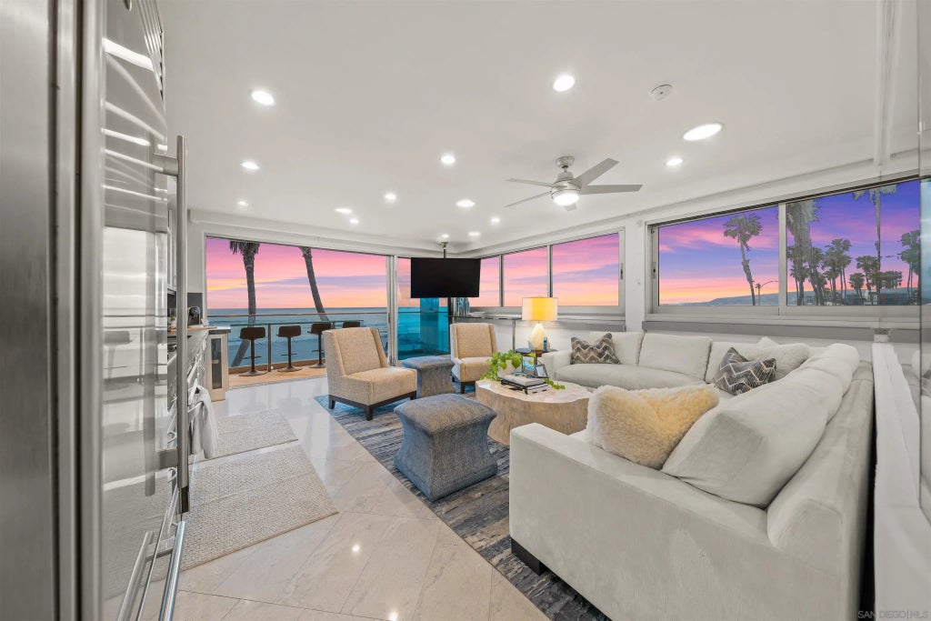 2999 Ocean Front Walk 2, MISSION BEACH