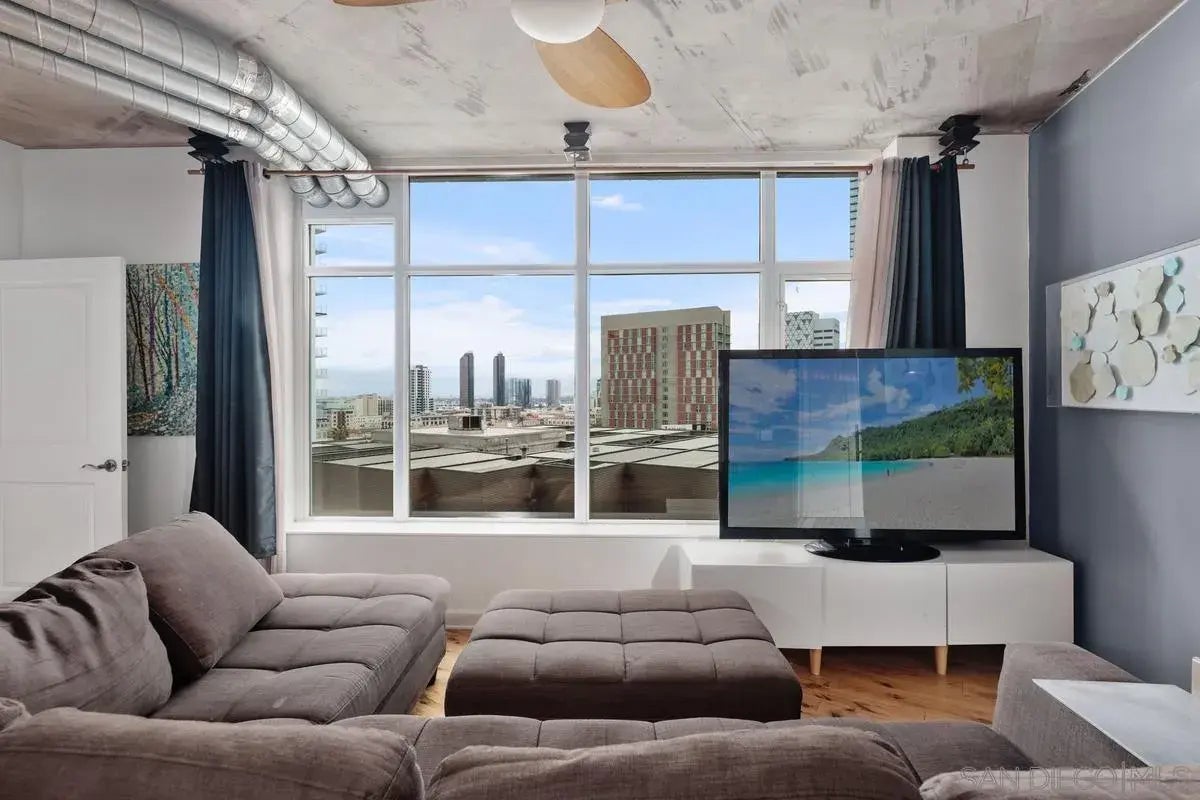 Photo of Listing #250044534