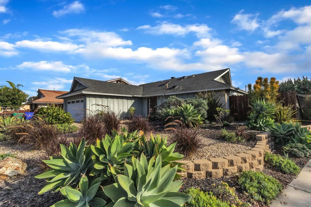 6907 Bettyhill Dr., CLAIREMONT