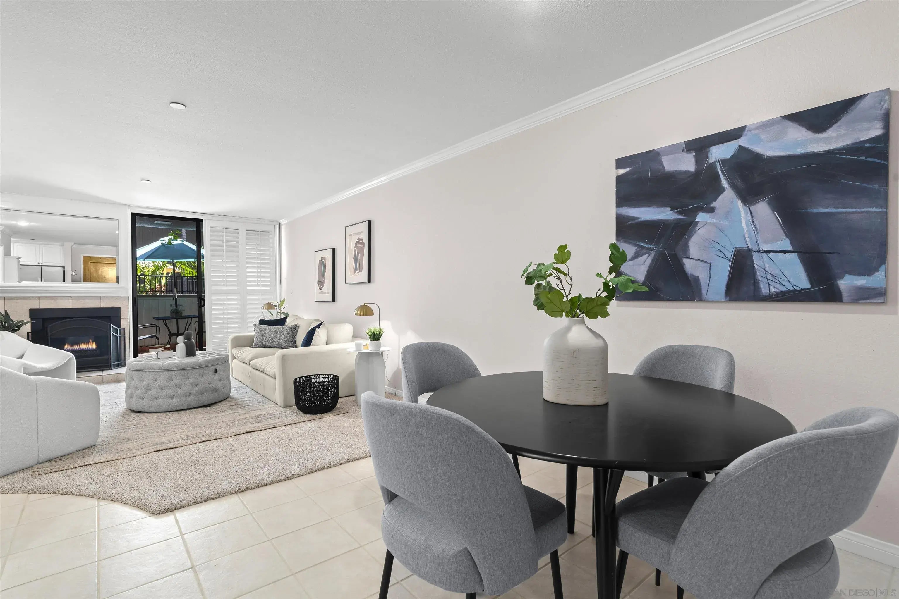 Photo of Listing #250044690