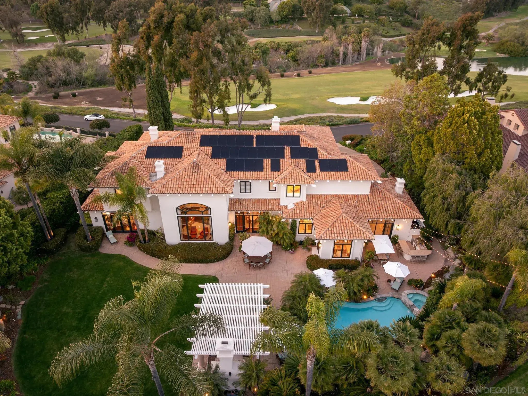 Photo of Listing #250044785