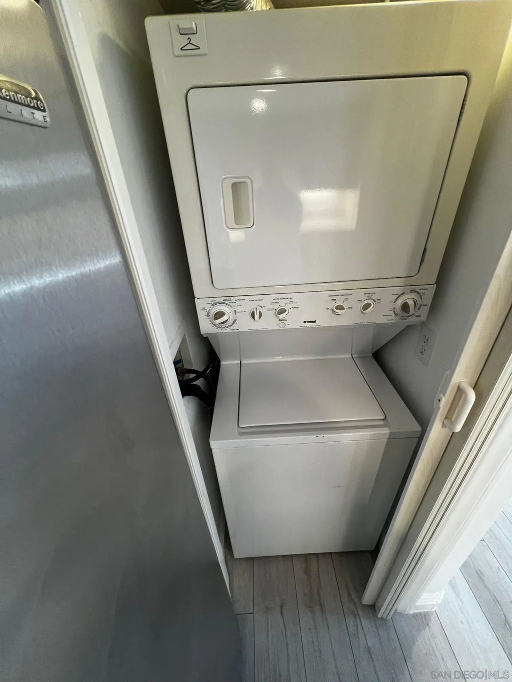 3979 Nobel Dr 305, UNIVERSITY CITY
