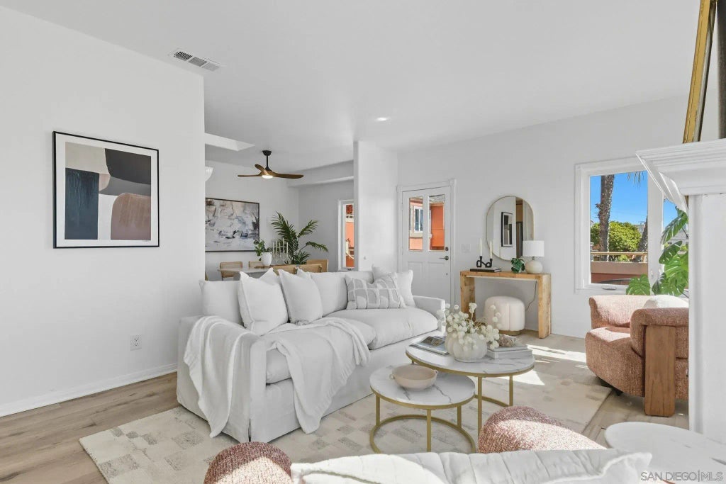 2930 Columbia St F, MISSION HILLS