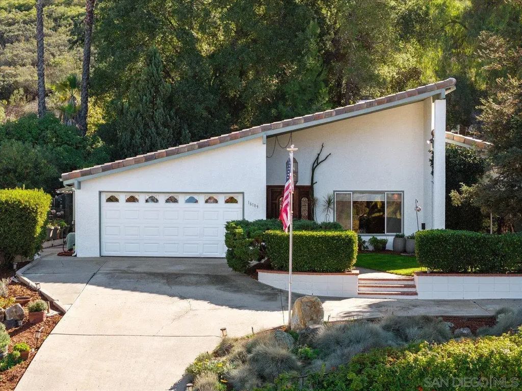 16109 Watt Way, Ramona