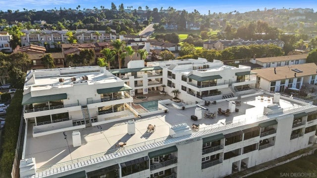 2552 Navarra Dr A, Carlsbad