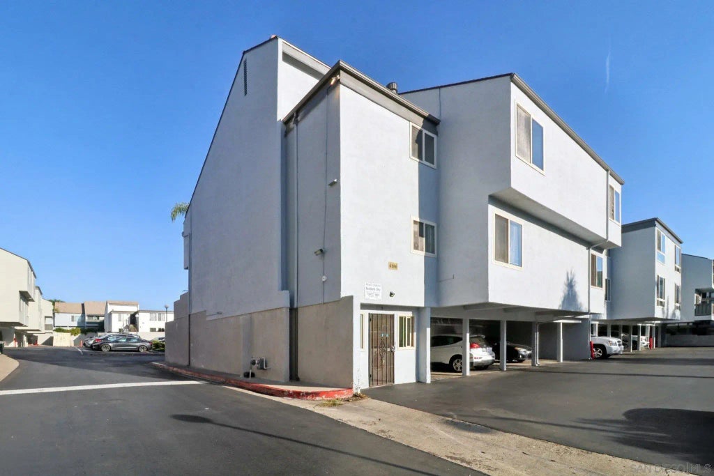 4186 Mount Alifan J, LINDA VISTA