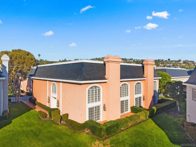 7407 Avenida De Palais, Carlsbad