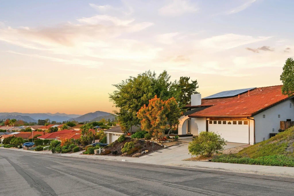 17570 Montero Rd, RANCHO BERNARDO