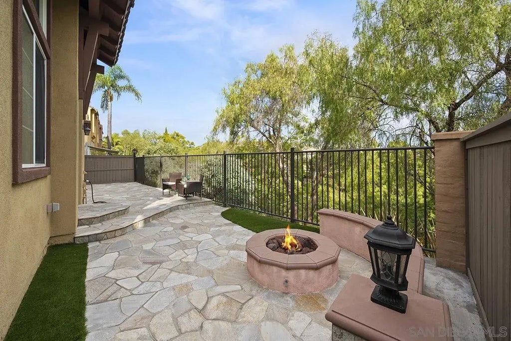 2701 Villas Way, MISSION VALLEY