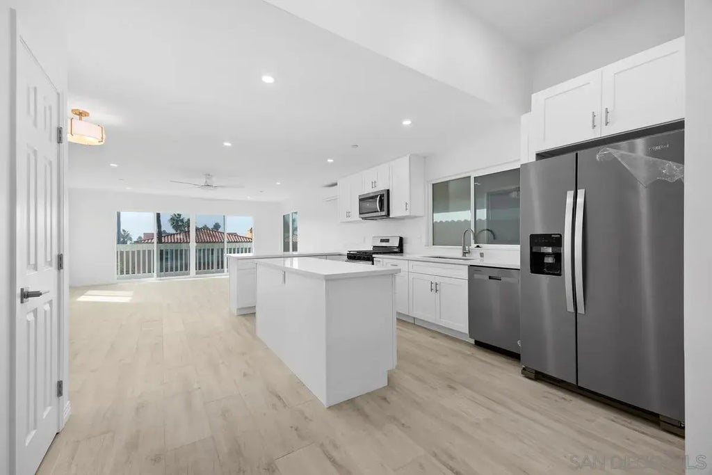 2157 Manchester Avenue, Cardiff