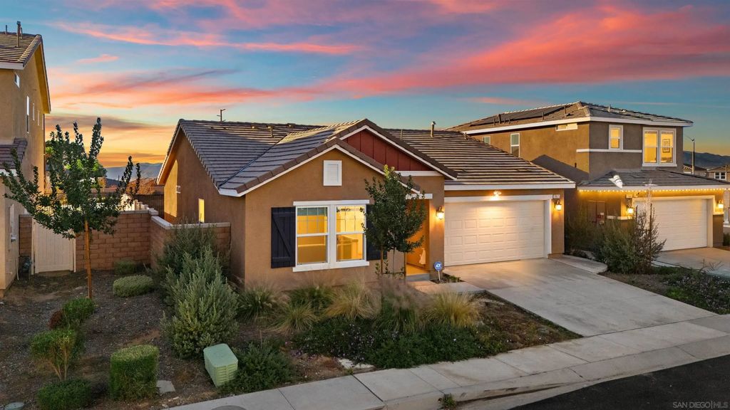 20075 Sanquinella Cir, Riverside