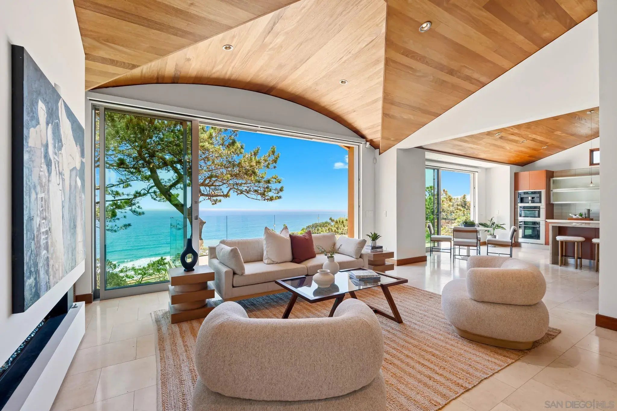 Photo of Listing #250045558