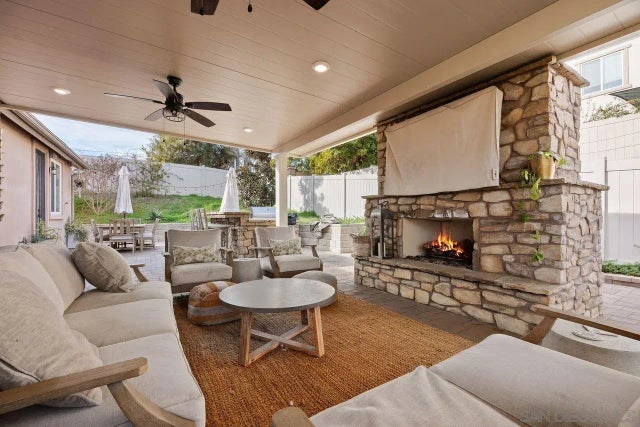 1705 Wildflower, Vista