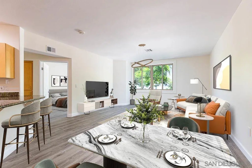 1501 Front St 219, Downtown (DT)