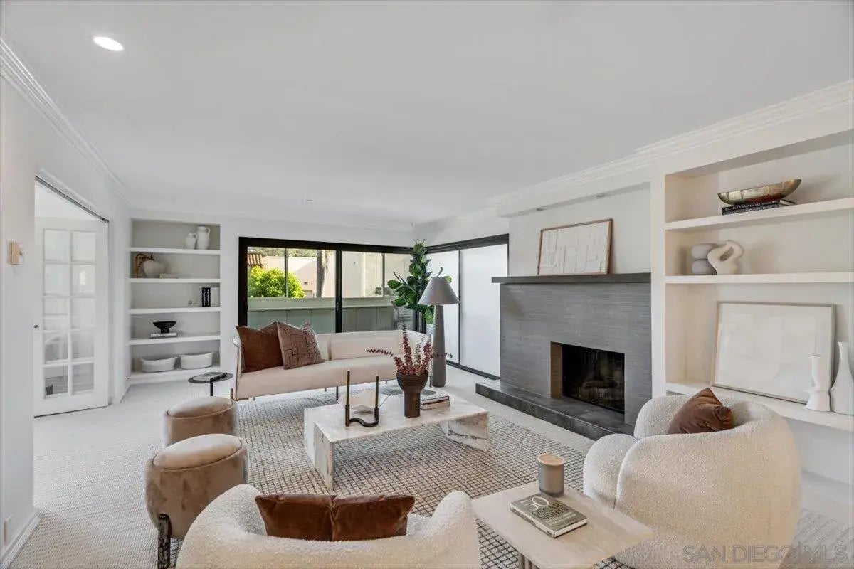 Photo of Listing #250045758