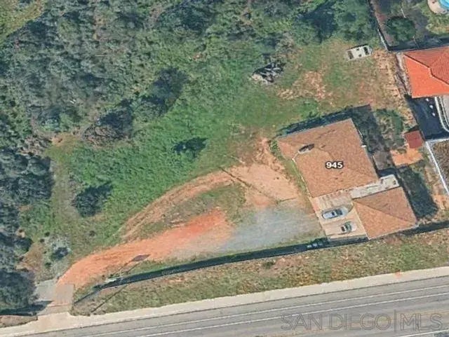 945 E J St., Chula Vista