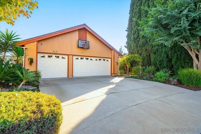 872 Oro Grande Street, Oceanside