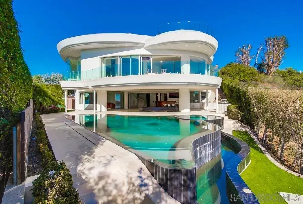 Photo of Listing #250046110