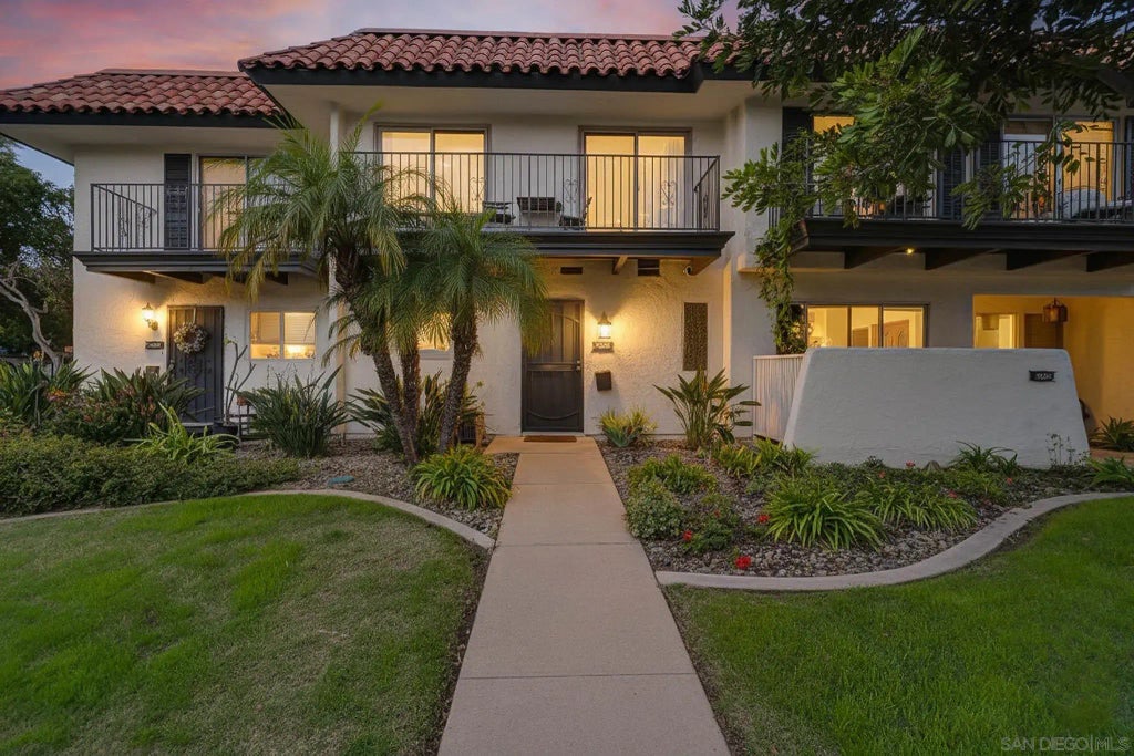 3290 Loma Riviera Dr, OLD TOWN