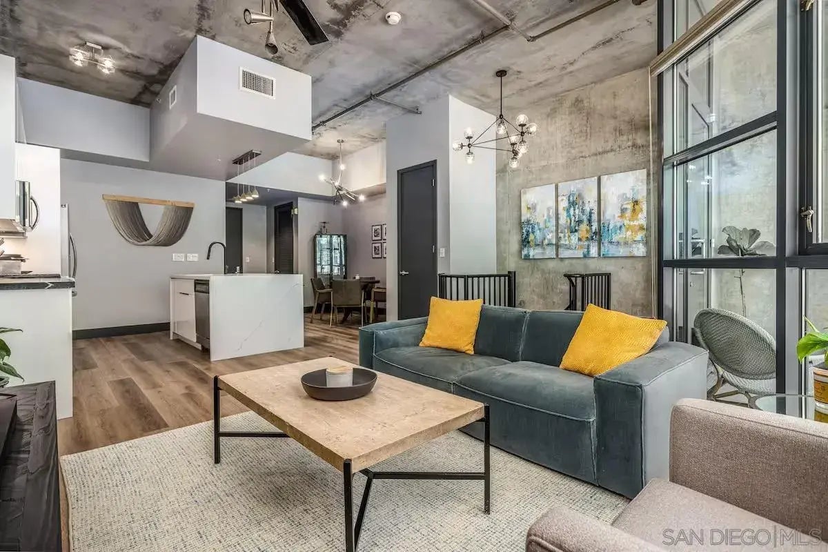 Photo of Listing #250046261