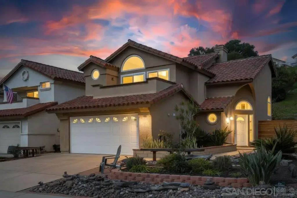 1818 Avenida Sevilla, Oceanside