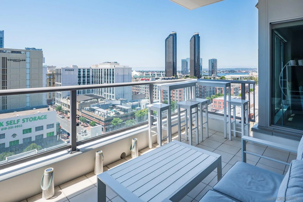 575 6th Ave 1007, DOWNTOWN