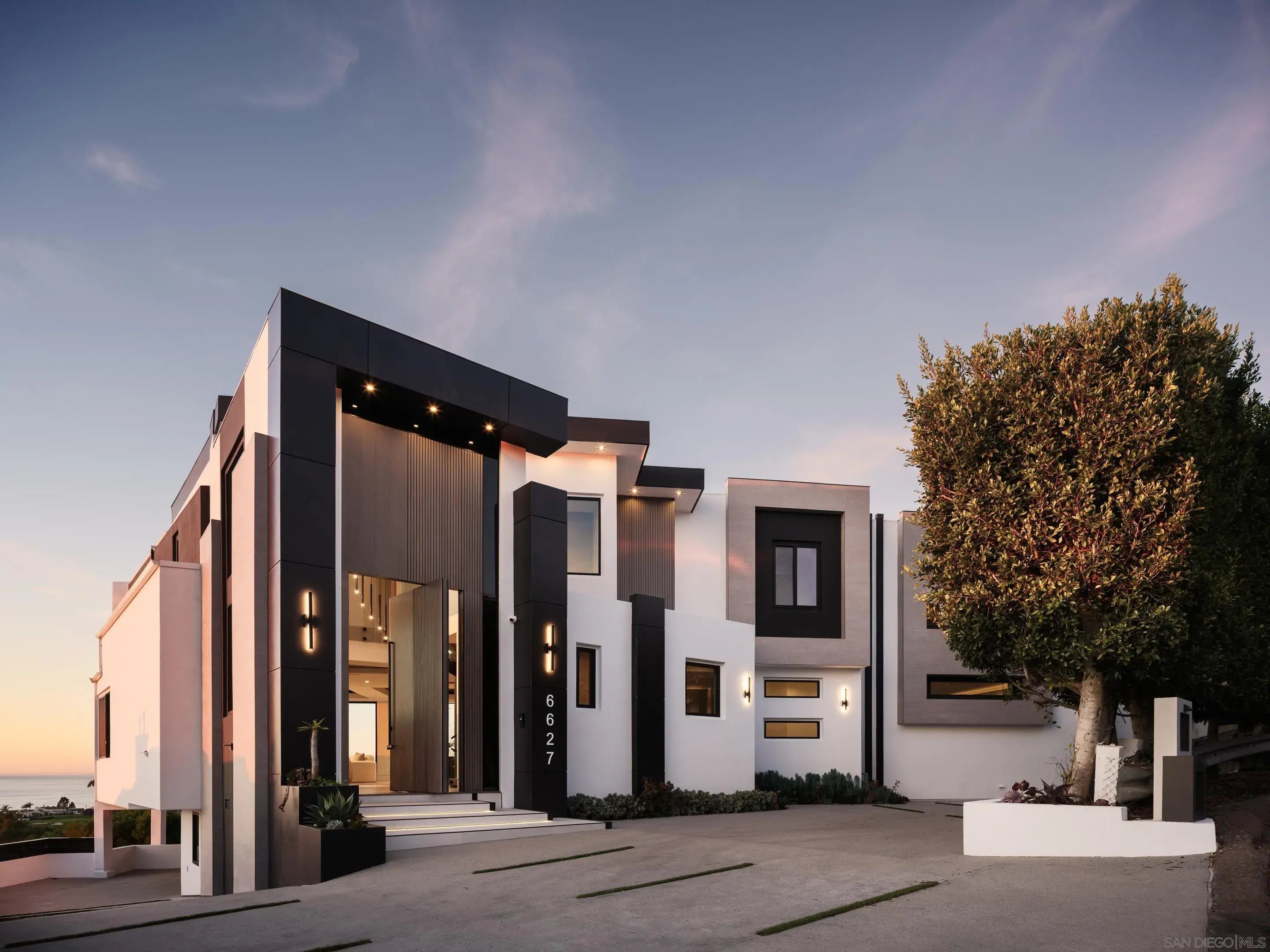 Photo of Listing #260001453