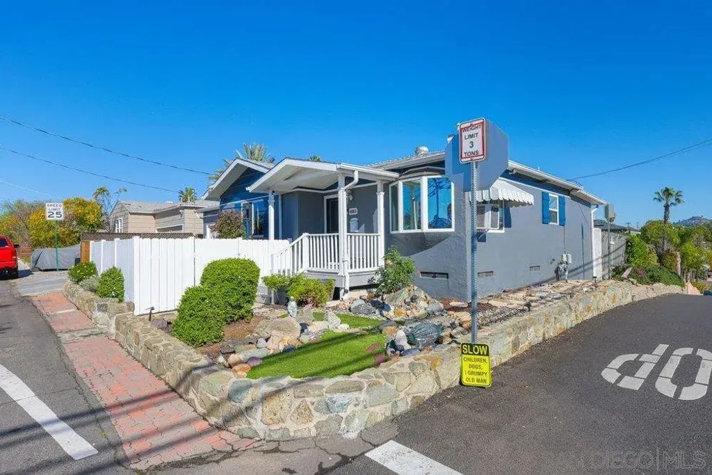 4605 Pomona Ave, La Mesa
