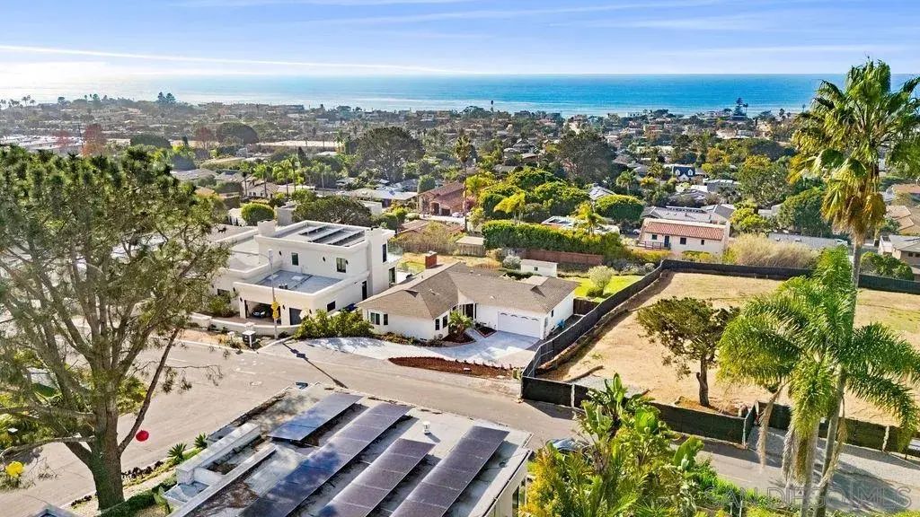 601 N Granados, Solana Beach