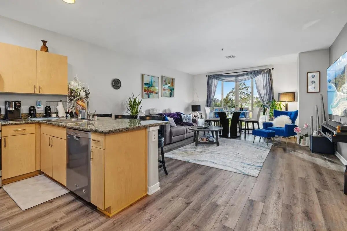 Photo of Listing #260001721