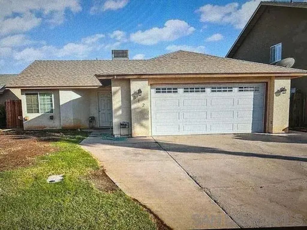 312 Chisolm, Imperial