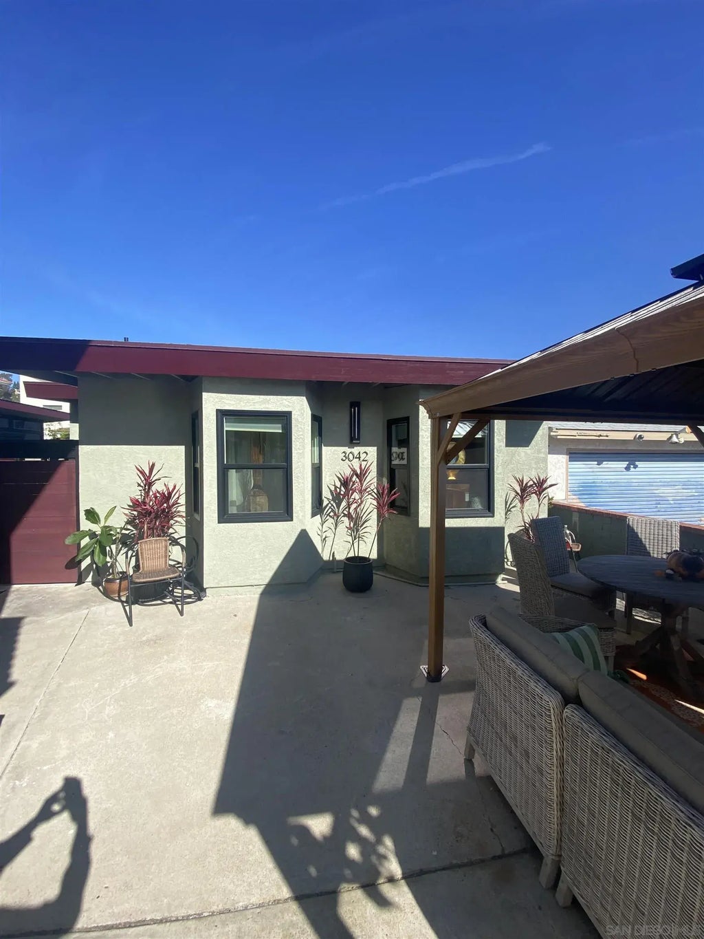 3042 Newell Dr, POINT LOMA