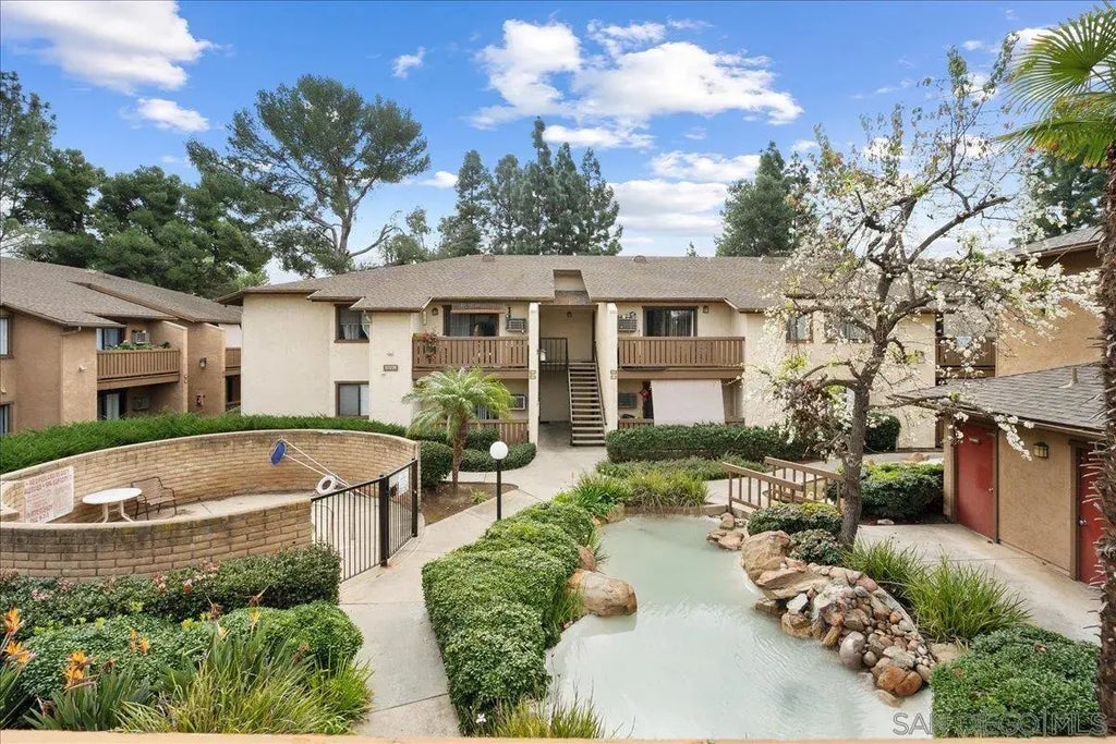 10296 Black Mountain Rd 220, MIRA MESA