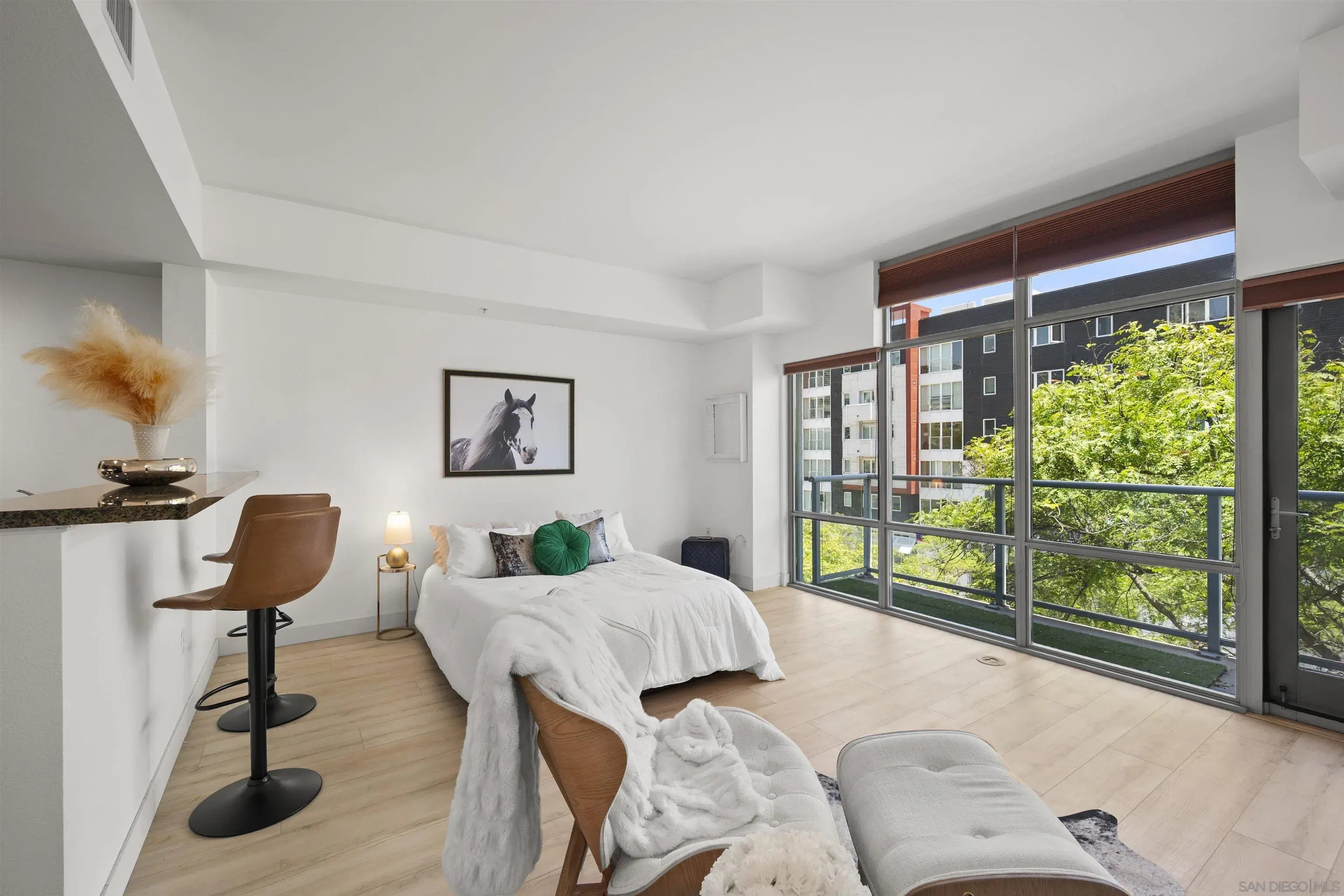 Photo of Listing #260001889